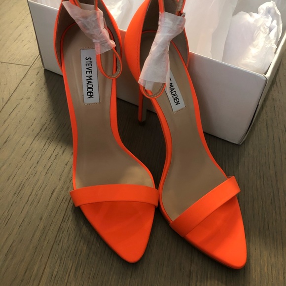 steve madden sane coral